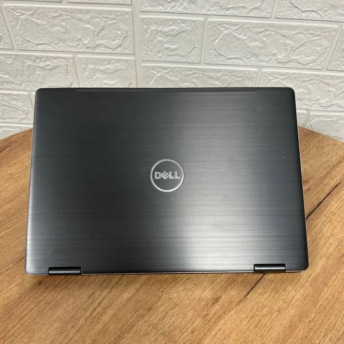 Ультрабук-трансформер Б-клас Dell Latitude 3379 / 13.3" (1920x1080) IPS Touch / Intel Core i5-6300U (2 (4) ядра по 2.4 - 3.0 GHz) / 8 GB DDR4 / 256 GB SSD / Intel HD Graphics 520 / WebCam б/в - зображення 3