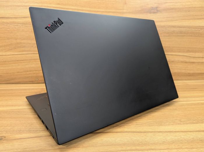 Мобільна робоча станція Lenovo ThinkPad P1 Gen 3 / 14" (1920x1080) IPS / Intel Core i7-10750H (6 (12) ядер по 2,6 - 5,0 ГГц) / 32 ГБ DDR4 / 1000 ГБ SSD / nVidia Quadro T2000 Max-Q, 4 ГБ GDDR5, 128-біт / Веб-камера / Windows 10 б/в - зображення 7