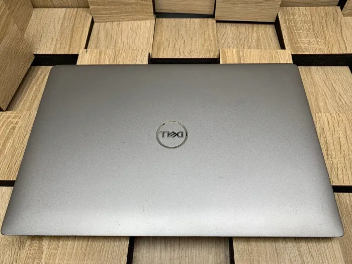 Ультрабук Б-клас Dell Latitude 5420 / 14" (1920x1080) IPS / Intel Core i5-1145G7 (4 (8) ядра по 2.6 - 4.4 GHz) / 16 GB DDR4 / 256 GB SSD M.2 / Intel Iris Xe Graphics / WebCam / Windows 10 б/в - зображення 8