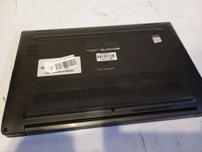 Ультрабук Dell Latitude 7480 / 14" (1920x1080) TN / Intel Core i5-6300U (2 (4) ядра по 2.4 - 3.0 GHz) / 8 GB DDR4 / 120 GB SSD / Intel HD Graphics 520 / WebCam / Без АКБ б/в - зображення 9