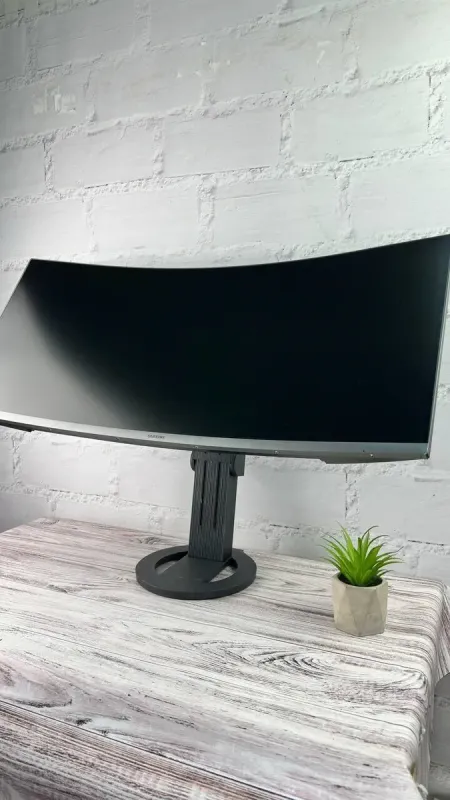 Монітор Samsung C34H890WJU / 34" (3440x1440) VA / HDMI, DisplayPort, Audio, USB 3.0 / VESA 100x100 б/в - зображення 6