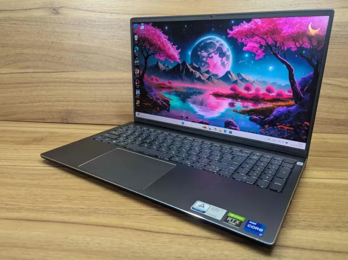 Ігровий ноутбук Dell Vostro 15 7510 / 15.6" (1920x1080) IPS / Intel Core i7-11800H (8 (16) ядер по 2.3 - 4.6 GHz) / 16 GB DDR4 / 512 GB SSD / nVidia GeForce RTX 3050, 4 GB GDDR6, 128-bit / WebCam / Fingerprint / Windows 11 б/в - зображення 5