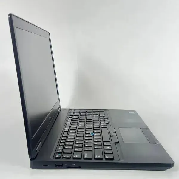 Ноутбук Б-клас Dell Latitude 5591 / 15.6" (1366x768) TN / Intel Core i7-8850H (6 (12) ядра по 2.6 - 4.3 GHz) / 16 GB DDR4 / 256 GB SSD / Intel UHD Graphics 630 / WebCam / HDMI б/в - зображення 4