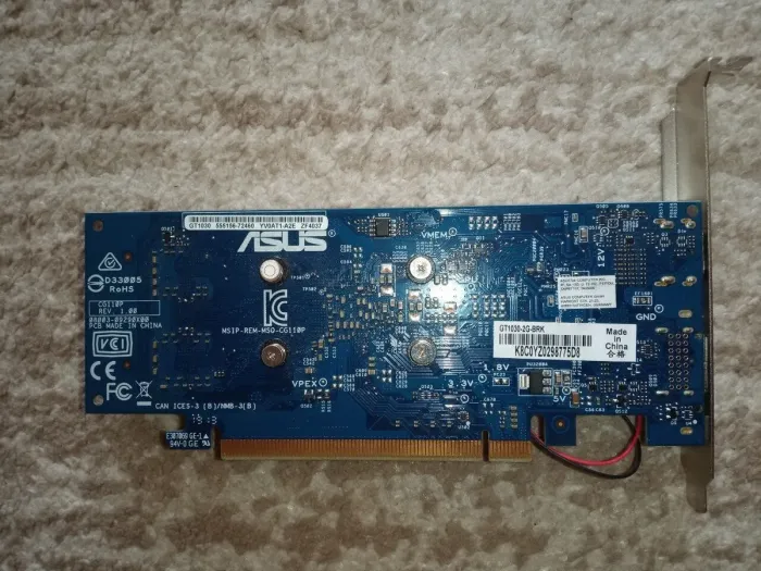 Дискретна відеокарта nVidia GeForce GT 1030, 2 GB GDDR5, 64-bit / 1x HDMI, 1x DisplayPort б/в - зображення 3