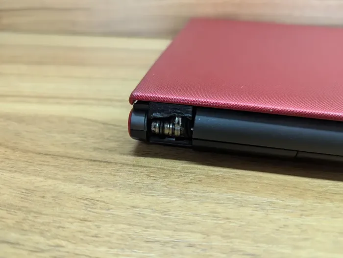 Ноутбук Б-клас Dell Inspiron 5558 / 15.6" (1366x768) TN / Intel Core i5-5200U (2 (4) ядра по 2.2 - 2.7 GHz) / 8 GB DDR3 / 240 GB SSD / nVidia GeForce 920M, 2 GB DDR3, 64-bit / WebCam / Windows 10 б/в - зображення 3