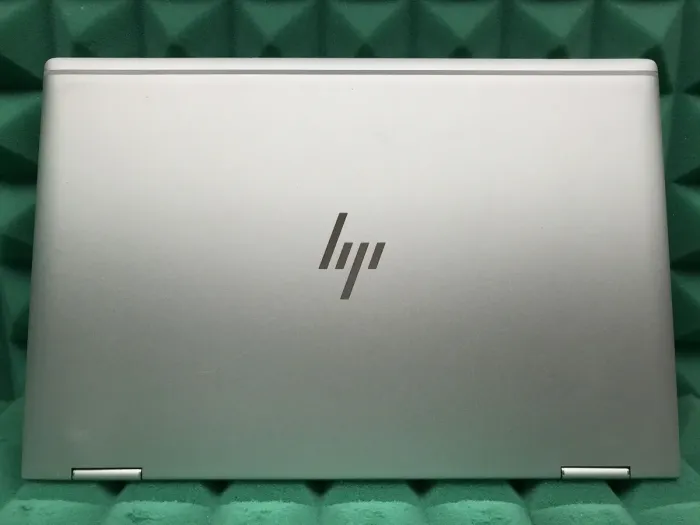 Ноутбук-трансформер Б-клас HP EliteBook x360 1040 G5 / 14" (1920x1080) IPS Touch / Intel Core i5-8250U (4 (8) ядра по 1.6 - 3.4 GHz) / 8 GB DDR4 / 256 GB SSD M.2 / Intel UHD Graphics 620 / WebCam / Fingerprint / USB 3.1 / HDMI б/в - зображення 5
