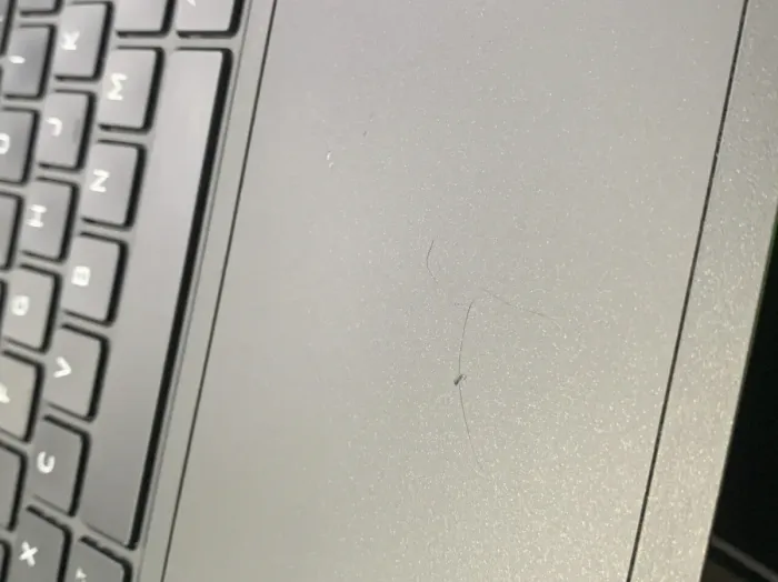 Ігровий ноутбук Б-класу Dell Alienware M17 R5 / 17,3" (1920x1080) IPS / AMD Ryzen 7 6800H (8 (16) ядер по 3,2 - 4,7 ГГц) / 32 ГБ DDR4 / 1440 ГБ SSD / nVidia GeForce RTX 3070 Ti, 8 ГБ GDDR6, 256-біт / Веб-камера б/в - зображення 6