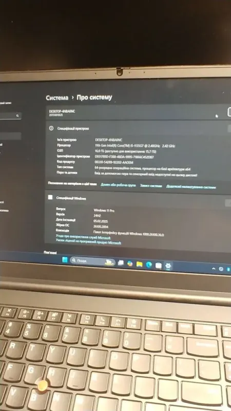 Ультрабук Б-клас Lenovo ThinkPad E15 Gen 2 / 15.6" (1920x1080) IPS / Intel Core i5-1135G7 (4 (8) ядра по 2.4 - 4.2 GHz) / 8 GB DDR4 / 256 GB SSD / Intel Iris Xe Graphics / WebCam б/в - зображення 7