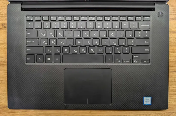 Мобільна робоча станція Б-клас Dell Precision 5530 / 15.6" (1920x1080) IPS / Intel Core i7-8850H (6 (12) ядер по 2.6 - 4.3 GHz) / 16 GB DDR4 / 512 GB SSD / nVidia Quadro P2000, 4 GB GDDR5, 128-bit / HDMI / Windows 10 б/в - зображення 4