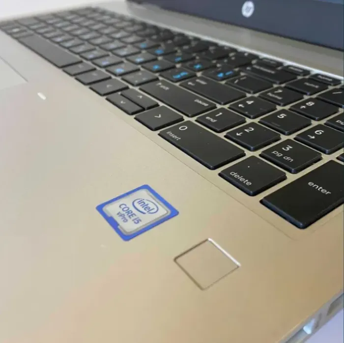 Ноутбук HP ProBook 650 G5 / 15.6" (1920x1080) IPS / Intel Core i5-8365U (4 (8) ядра по 1.8 - 4.0 GHz) / 8 GB DDR4 / 256 GB SSD / Intel UHD Graphics 620 / WebCam б/в - зображення 4