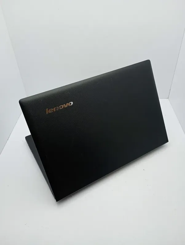 Ноутбук Lenovo G505 / 15.6" (1366x768) TN / AMD A8-4500M (4 ядра по 1.9 - 2.8 GHz) / 6 GB DDR3 / 240 GB SSD / AMD Radeon HD 7640G Graphics / WebCam б/в - зображення 7