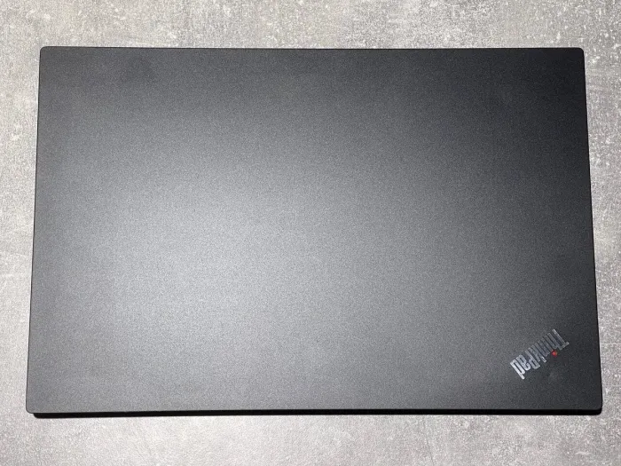 Ноутбук Lenovo ThinkPad E15 / 15.6" (1920x1080) IPS / Intel Core i5-10210U (4 (8) ядра по 1.6 - 4.2 GHz) / 8 GB DDR4 / 240 GB SSD / Intel UHD Graphics / WebCam б/в - зображення 5