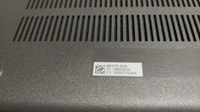 Ультрабук Dell Latitude 3445 / 14" (1920x1080) IPS / AMD Ryzen 3 7320C (4 (8) ядра по 2.4 - 4.1 GHz) / 8 GB DDR4 / 256 GB SSD / AMD Radeon 610M / WebCam / ChromeOS б/в - зображення 7