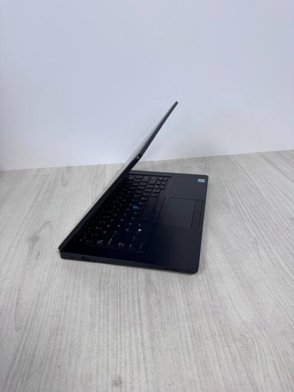 Ультрабук Б-клас Dell Latitude 5480 / 14" (1920x1080) IPS / Intel Core i7-7600U (2 (4) ядра по 2.8 - 3.9 GHz) / 8 GB DDR4 / 128 GB SSD M.2 / Intel HD Graphics 620 / WebCam б/в - зображення 6