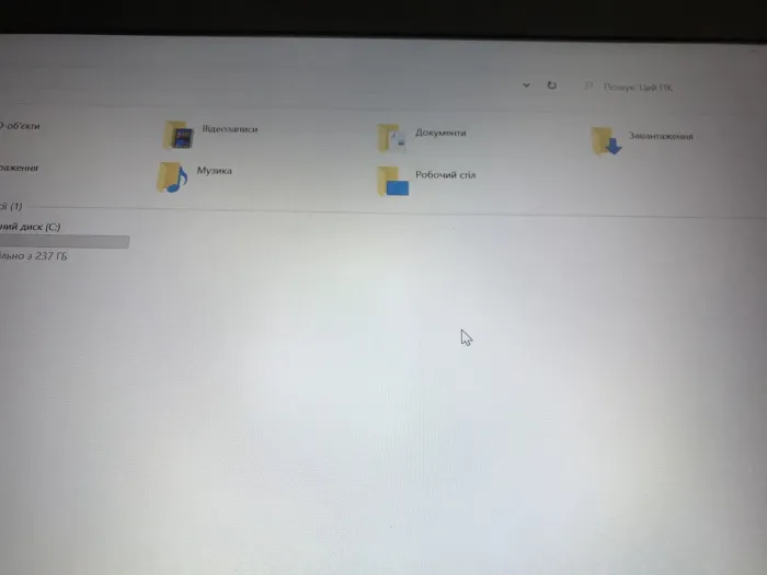 Ноутбук Б-клас HP Zbook 840 14u G5 / 14" (1920x1080) IPS / Intel Core i5-7200U (2 (4) ядра по 2.5 - 3.1 GHz) / 16 GB DDR4 / 256 GB SSD M.2 / AMD Radeon Pro WX 3100, 2 GB GDDR5, 64-bit / HDMI б/в - зображення 5