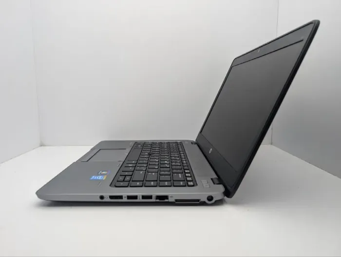 Ноутбук HP EliteBook 840 G2 / 14" (1366x768) TN / Intel Core i5-4300U (2 (4) ядра по 1.9 - 2.9 GHz) / 8 GB DDR3 / 240 GB SSD / Intel HD Graphics 4400 / WebCam б/в - зображення 5