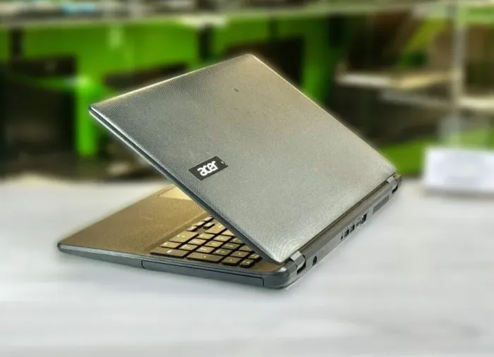 Ноутбук Б-клас Acer Extensa EX2530 / 15.6" (1366x768) TN / Intel Pentium 3558U (2 ядра по 1.7 GHz) / 8 GB DDR3 / 128 GB SSD / Intel HD Graphics / WebCam / Win 10 Home  б/в - зображення 5