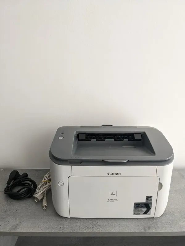 Принтер Canon i-SENSYS LBP6200d / Лазерний монохромний друк / 600x600 dpi / A4 / 25 стор / хв / USB 2.0 / Дуплекс / Only Windows XP, 7, 8 б/в - зображення 2