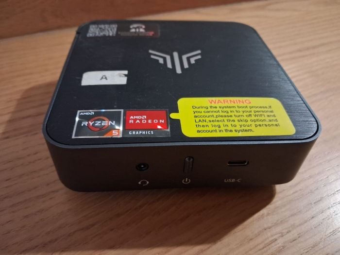 Неттоп NiPoGi AM02 USFF / AMD Ryzen 5 3500U (4 (8) ядра по 2.1 - 3.7 GHz) / 16 GB DDR4 / 512 GB SSD / AMD Radeon Vega 8 Graphics / HDMI / DisplayPort / Wi-Fi б/в - зображення 3