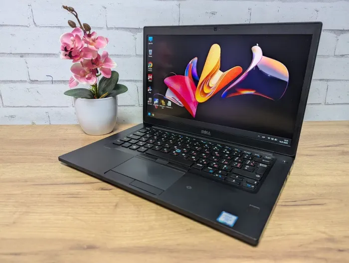 Ультрабук Dell Latitude 7480 / 14" (1920x1080) TN / Intel Core i5-6300U (2 (4) ядра по 2.4 - 3.0 GHz) / 16 GB DDR4 / 128 GB SSD / Intel HD Graphics 520 / WebCam б/в - зображення 4