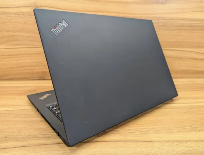 Мобільна робоча станція Lenovo ThinkPad P43s / 14" (1920x1080) IPS / Intel Core i7-8665U (4 (8) ядра по 1.9 - 4.8 GHz) / 32 GB DDR4 / 1000 GB SSD / nVidia Quadro P520, 2 GB GDDR5, 64-bit / WebCam / Windows 10 б/в - зображення 7