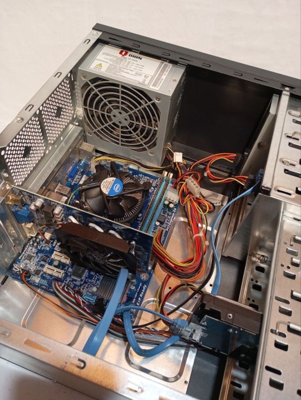 ПК Asus Vento TA-881 Tower / Intel Core i5-2400 (4 ядра по 3.1 - 3.4 GHz) / 8 GB DDR3 / 120 GB SSD + 500 GB HDD / nVidia GeForce GT 420, 2 GB DDR3, 128-bit / DVD-RW / 400W б/в - зображення 6