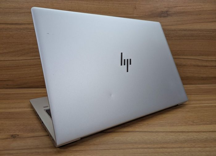 Ультрабук HP EliteBook 850 G5 / 15.6" (1920x1080) IPS / Intel Core i5-8250U (4 (8) ядра по 1.6 - 3.4 GHz) / 16 GB DDR4 / 512 GB SSD / Intel UHD Graphics 620 / WebCam / Fingerprint / Windows 10 б/в - зображення 7