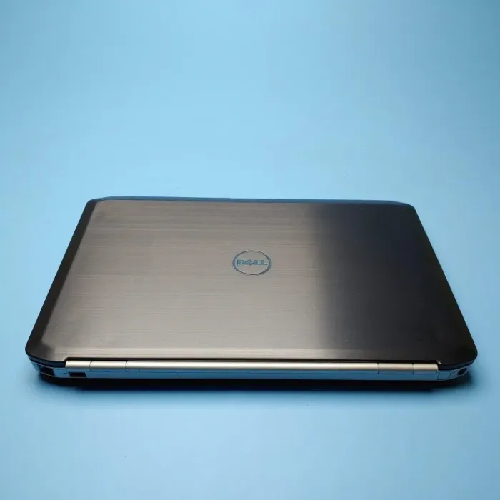Ноутбук Dell Latitude E5520 / 15.6" (1366x768) TN / Intel Core i5-2410M (2 (4) ядра по 2.3 - 2.9 GHz) / 8 GB DDR3 / 240 GB SSD / Intel HD Graphics 3000 / WebCam / DVD-ROM / Win 10 Pro б/в - зображення 3