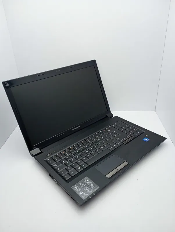 Ноутбук Lenovo B560 / 15.6" (1366x768) TN / Intel Core i3-370M (2 (4) ядра по 2.4 GHz) / 6 GB DDR3 / 320 GB HDD / Intel HD Graphics / NoWebCam б/в - зображення 5