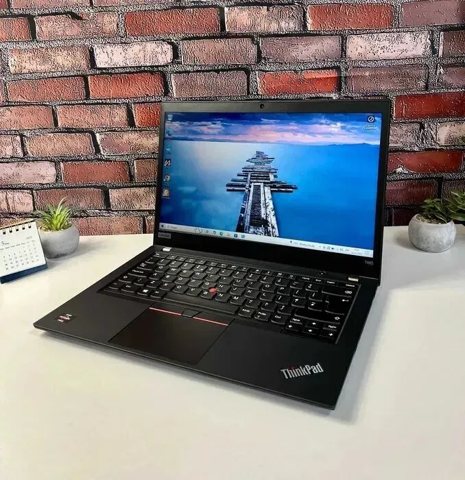 Ноутбук Lenovo ThinkPad T495 / 14" (1366x768) TN / AMD Ryzen 5 Pro 3500U (4 (8) ядра по 2.1 - 3.7 GHz) / 16 GB DDR4 / 256 GB SSD / AMD Radeon RX Vega 8 Graphics / WebCam / Win 10 Pro б/в - зображення 9