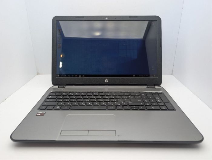Ноутбук HP 15 g003sr / 15.6" (1366x768) TN / AMD A8-6410 (4 ядра по 2.0 - 2.4 GHz) / 8 GB DDR3 / 128 GB SSD / AMD Radeon R5 Graphics / WebCam / DVD-ROM б/в - зображення 2