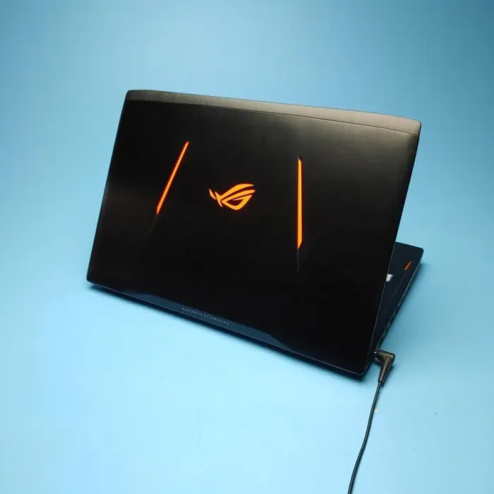 Ігровий ноутбук Asus ROG Strix GL502VM / 15.6" (1920x1080) IPS / Intel Core i7-6700HQ (4 (8) ядра по 2.6 - 3.5 GHz) / 16 GB DDR4 / 480 GB SSD / nVidia GeForce GTX 1060, 6 GB GDDR5, 192-bit / WebCam / Win 10 Home б/в - зображення 5