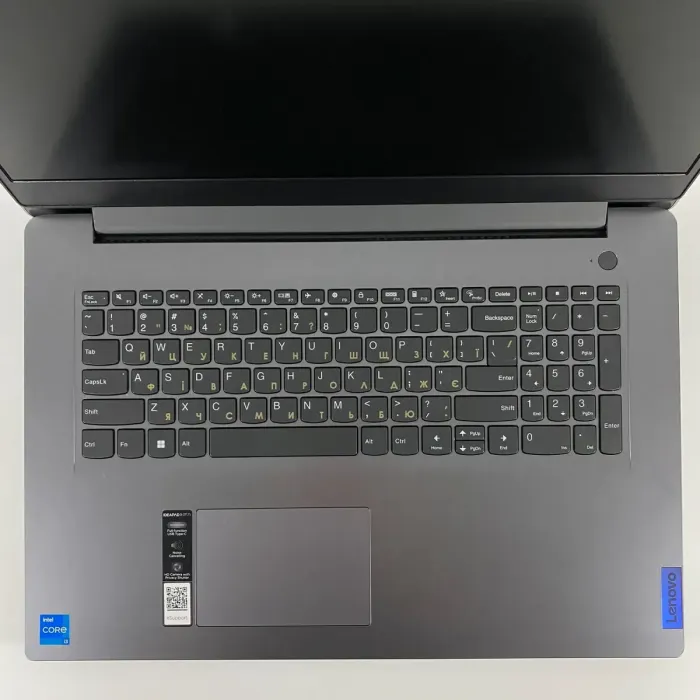 Ультрабук Lenovo IdeaPad 3 17IAU7 / 17.3" (1600x900) TN / Intel Core i3-1215U (6 (8) ядер по 3.3 - 4.4 GHz) / 16 GB DDR4 / 256 GB SSD / Intel UHD Graphics / WebCam / HDMI б/в - зображення 3