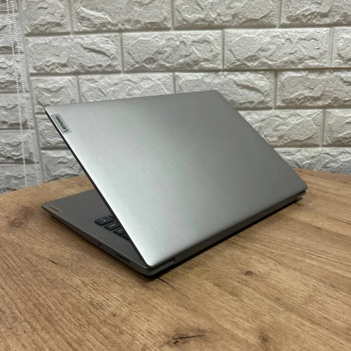 Ультрабук Lenovo IdeaPad 3 14ITL05 / 14" (1920x1080) TN / Intel Core i3-1115G4 (2 (4) ядра по 1.7 - 4.1 GHz) / 8 GB DDR4 / 256 GB SSD / Intel UHD Graphics / WebCam б/в - зображення 6