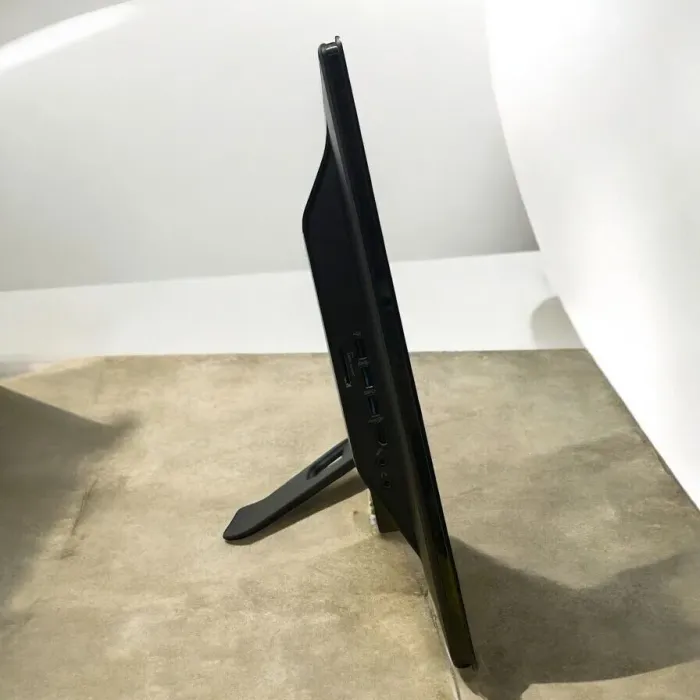 Моноблок Б-клас Asus ET2013IUKI / 20" (1600x900) TN / Intel Core i5-3550S (4 ядра по 3.0 - 3.7 GHz) / 8 GB DDR3 / 256 GB SSD / Intel HD Graphics 2000 / WebCam б/в - зображення 9