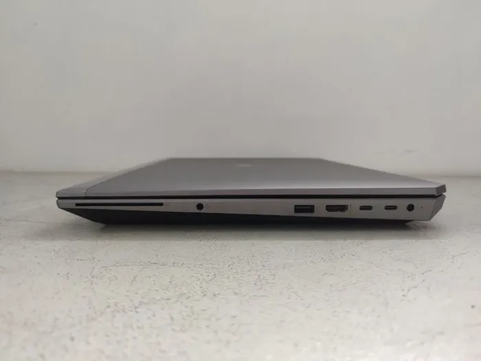 Мобільна робоча станція HP ZBook 15 G6 / 15.6" (1920x1080) IPS / Intel Core i7-9850H (6 (12) ядер по 2.6 - 4.6 GHz) / 32 GB DDR4 / 512 GB SSD / nVidia Quadro T1000, 4 GB GDDR5, 128-bit / WebCam б/в - зображення 4