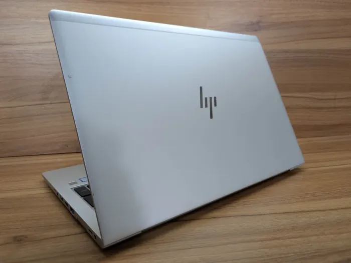 Ультрабук HP EliteBook 850 G5 / 15.6" (1920x1080) IPS / Intel Core i7-8550U (4 (8) ядра по 1.8 - 4.0 GHz) / 16 GB DDR4 / 512 GB SSD / Intel UHD Graphics 620 / WebCam / Fingerprint / Windows 10 б/в - зображення 7