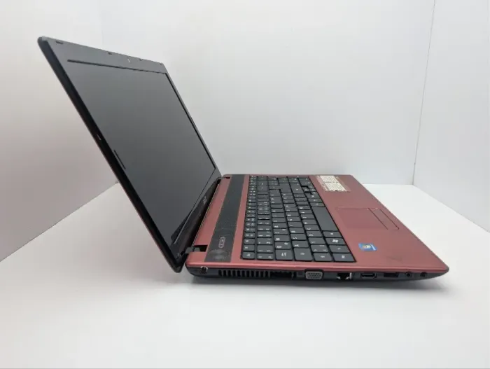 Ноутбук Б-клас Acer Aspire 5253 / 15.6" (1366x768) TN / AMD E-350 (2 ядра по 1.6 GHz) / 6 GB DDR3 / 500 GB HDD / AMD Radeon HD 6310 Graphics / WebCam / DVD-ROM б/в - изображение 4
