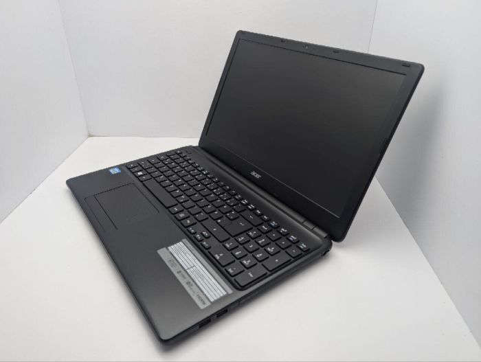 Ноутбук Acer Aspire E1-570 / 15.6" (1366x768) TN / Intel Core i3-3217U (2 (4) ядра по 1.8 GHz) / 8 GB DDR3 / 500 GB HDD / Intel HD Graphics 4000 / WebCam / DVD-ROM б/в - зображення 7