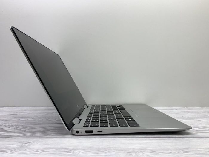 Ноутбук-трансформер Б-клас Dell Inspiron 13 7386 2-in-1 / 13.3" (1920x1080) IPS Touch / Intel Core i7-8565U (4 (8) ядра по 1.8 - 4.6 GHz) / 16 GB DDR4 / 240 GB SSD / Intel UHD Graphics / WebCam б/в - зображення 7