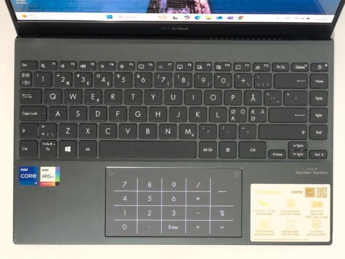 Ультрабук Б-клас Asus ZenBook UX325EA / 13.3" (1920x1080) OLED / Intel Core i7-1165G7 (4 (8) ядра по 2.8 - 4.7 GHz) / 16 GB DDR4 / 512 GB SSD NVMe / Intel Iris Xe Graphics / WebCam / Win 11 Home б/в - зображення 8