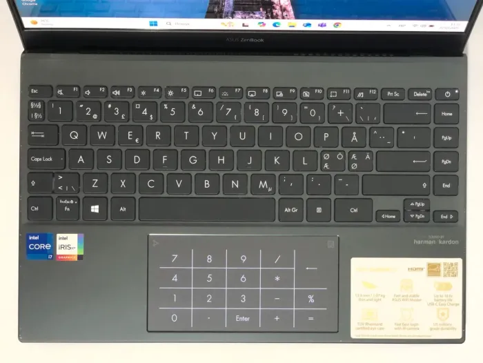 Ультрабук Б-клас Asus ZenBook UX325EA / 13.3" (1920x1080) OLED / Intel Core i7-1165G7 (4 (8) ядра по 2.8 - 4.7 GHz) / 16 GB DDR4 / 512 GB SSD NVMe / Intel Iris Xe Graphics / WebCam / Win 11 Home б/в - зображення 8