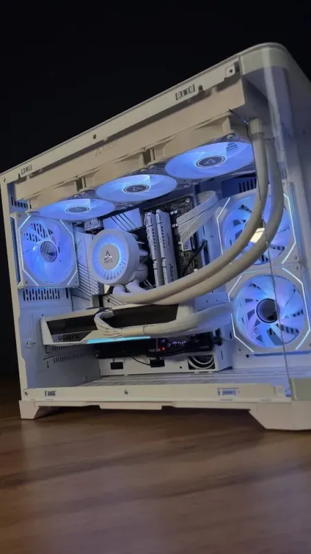 Збірка під замовлення: ігровий ПК GameMax Hype-M White Tower / Intel Core i7-14700F (20 (28) ядер по 1.5 - 5.4 GHz) / 32 GB DDR5 / 1000 GB SSD M.2 / nVidia GeForce RTX 5070, 12 GB GDDR7, 192-bit / 850W - зображення 6