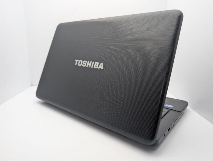 Ноутбук Toshiba Satellite Pro C875 / 17.3" (1600x900) TN / Intel Core i3-3110M (2 (4) ядра по 2.4 GHz) / 8 GB DDR3 / 128 GB SSD / Intel HD Graphics 4000 / WebCam б/в - зображення 8