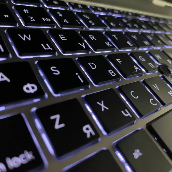 Ультрабук Б-клас HP ProBook 640 G4 / 14" (1920x1080) IPS / Intel Core i5-8250U (4 (8) ядра по 1.6 - 3.4 GHz) / 16 GB DDR4 / 256 GB SSD / Intel UHD Graphics 620 / WebCam / Fingerprint б/в - зображення 6