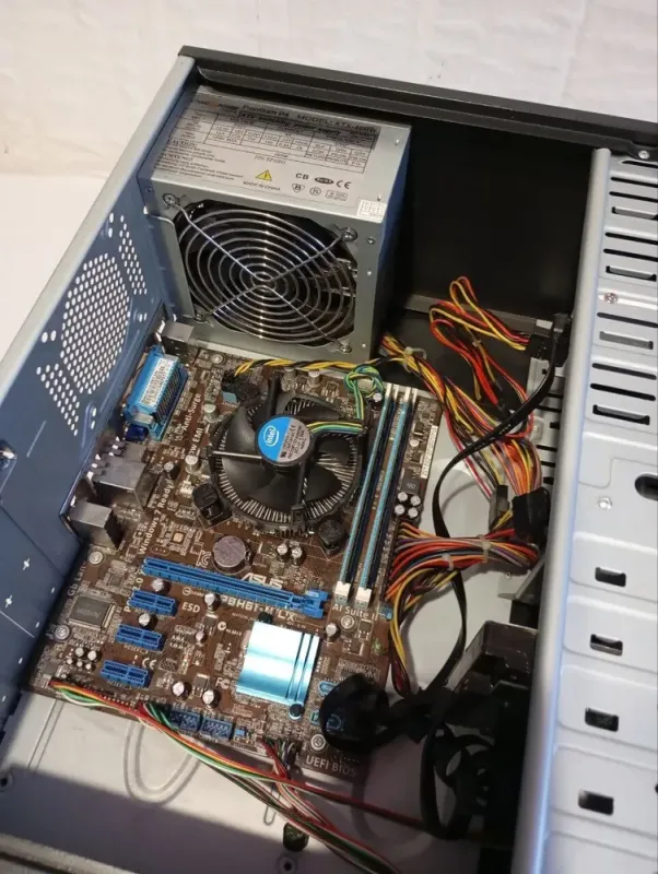 ПК Б-клас LogicPower Tower / Intel Core i5-2400 (4 ядра по 3.1 - 3.4 GHz) / 8 GB DDR3 / 128 GB SSD + 500 HDD / Intel HD Graphics 2000 / 400W б/в - зображення 6