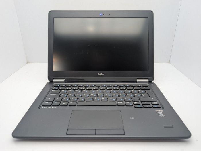 Нетбук Dell Latitude E7250 / 12.5" (1366x768) TN / Intel Core i7-5600U (2 (4) ядра по 2.6 - 3.2 GHz) / 8 GB DDR3 / 256 GB SSD / Intel HD Graphics 5500 / WebCam б/в - зображення 3