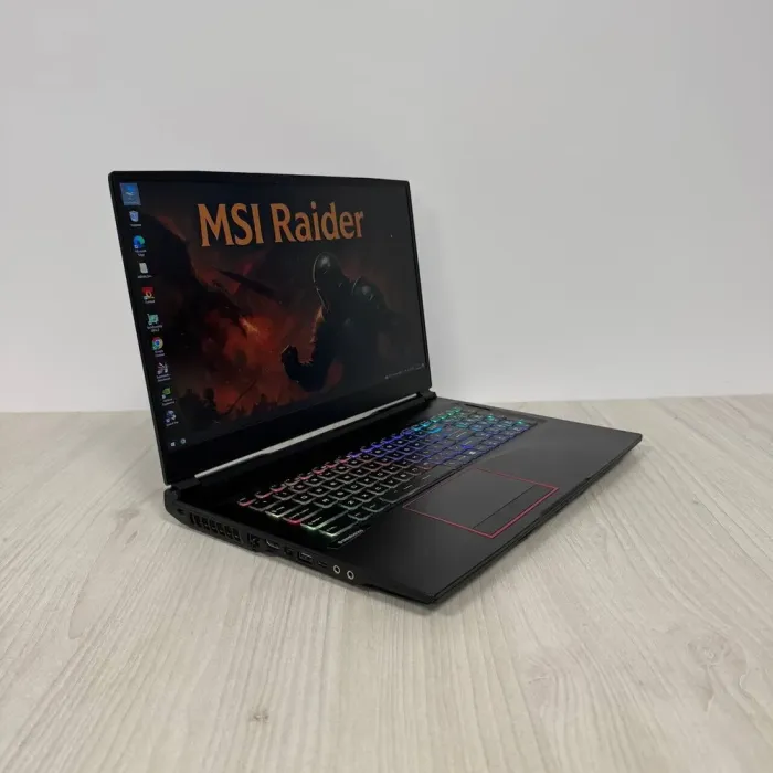 Ігровий ноутбук Б-класу MSI GE75 Raider 9SF / 17.3" (1920x1080) IPS / Intel Core i9-9880H (8 (16) ядер по 2.3 - 4.8 GHz) / 32 GB DDR4 / 512 GB SSD M.2 / nVidia GeForce RTX 2070, 8 GB GDDR6, 256-bit / WebCam б/в - зображення 4