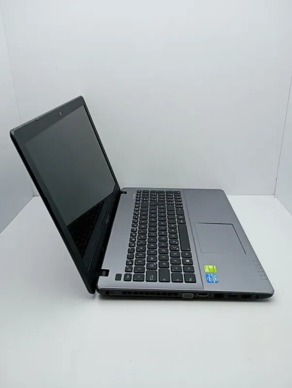 Ноутбук Asus X550C / 15.6" (1366x768) TN / Intel Core i3-3217U (2 (4) ядра по 1.8 GHz) / 6 GB DDR3 / 500 GB HDD / nVidia GeForce GT 720M, 2 GB GDDR3, 64-bit / WebCam / HDMI б/в - зображення 5