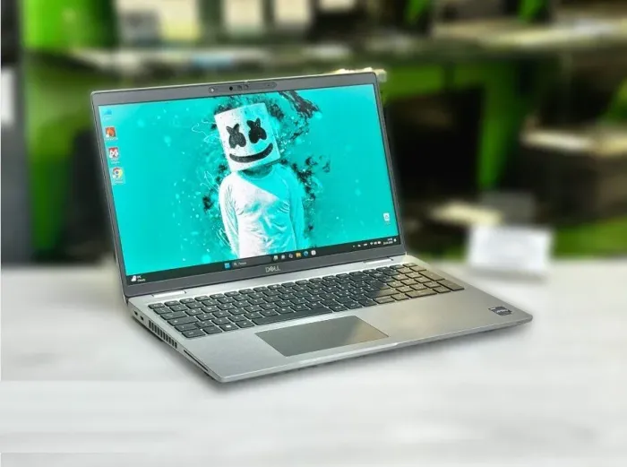 Мобільна робоча станція Б-клас Dell Precision 3570 / 15.6" (1920x1080) IPS / Intel Core i7-1255U (10 (12) ядер по 3.5 - 4.7 GHz) / 16 GB DDR5 / 512 GB SSD M.2 / nVidia T550, 4 GB GDDR6, 64-bit / WebCam / Win 11 Pro б/в - зображення 2